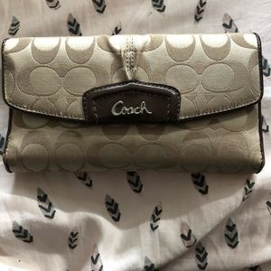 Coach wallet